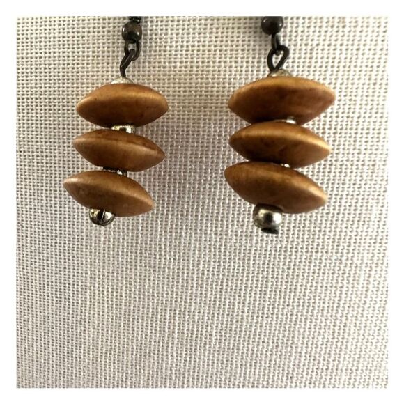 Beaded disc drop earrings - Picture 4 of 5